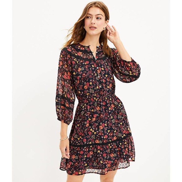 Loft petites Dresses & Skirts - LOFT Petites Floral Clip Tiered Button Dress SZ SP NWOT